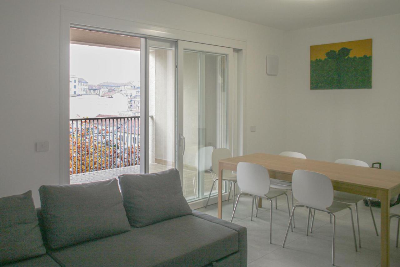 Bnbutler - Govone - Ampio E Luminoso Appartamento Con Terrazza Milán Exterior foto