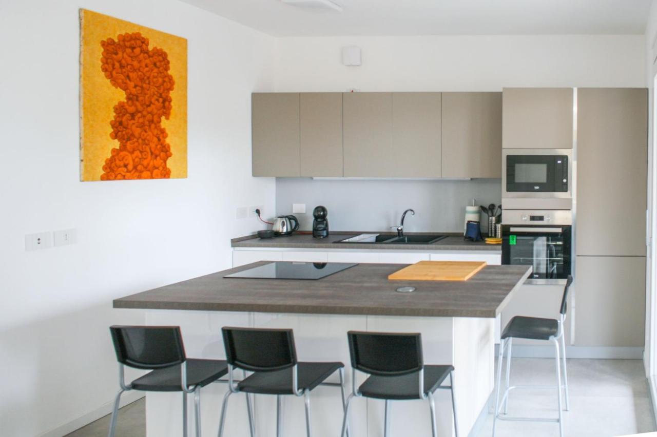 Bnbutler - Govone - Ampio E Luminoso Appartamento Con Terrazza Milán Exterior foto