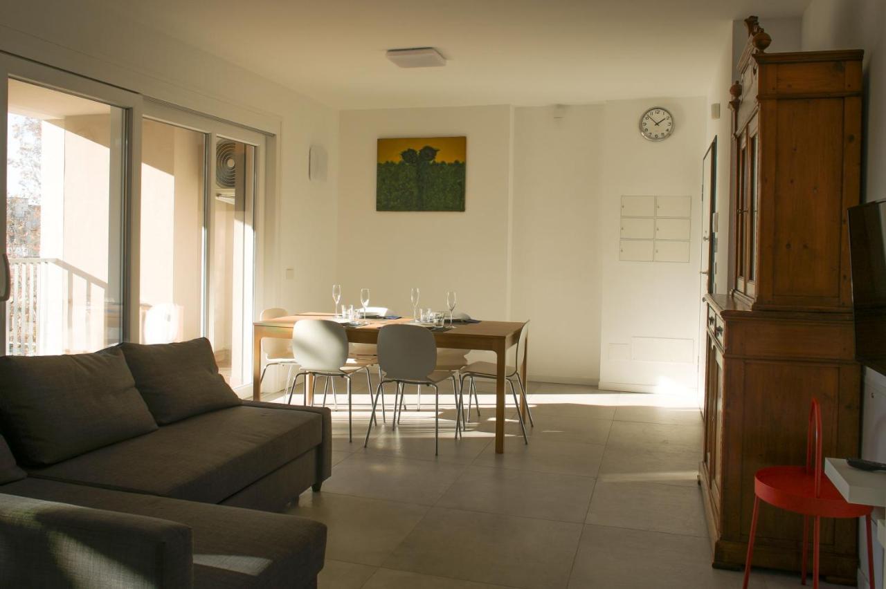 Bnbutler - Govone - Ampio E Luminoso Appartamento Con Terrazza Milán Exterior foto